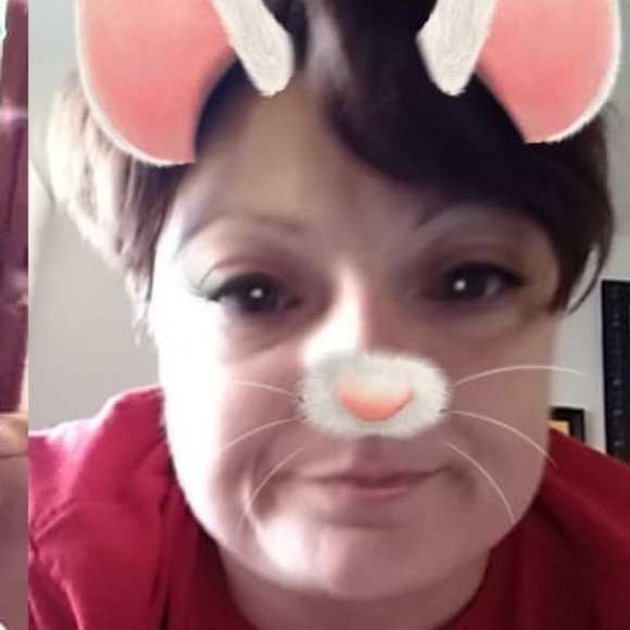 Meet your Posher, Jessica - Picture 2 of 2